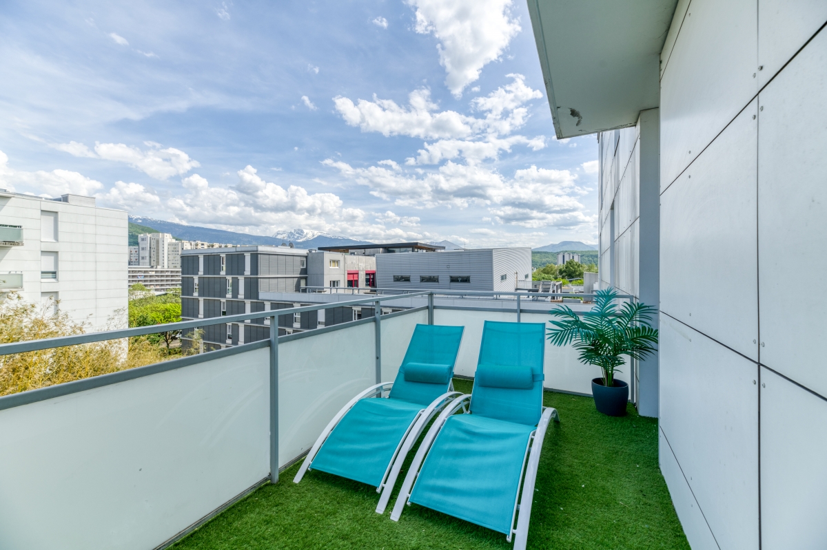 Appartement avec balcon et belle vue en location courte durée